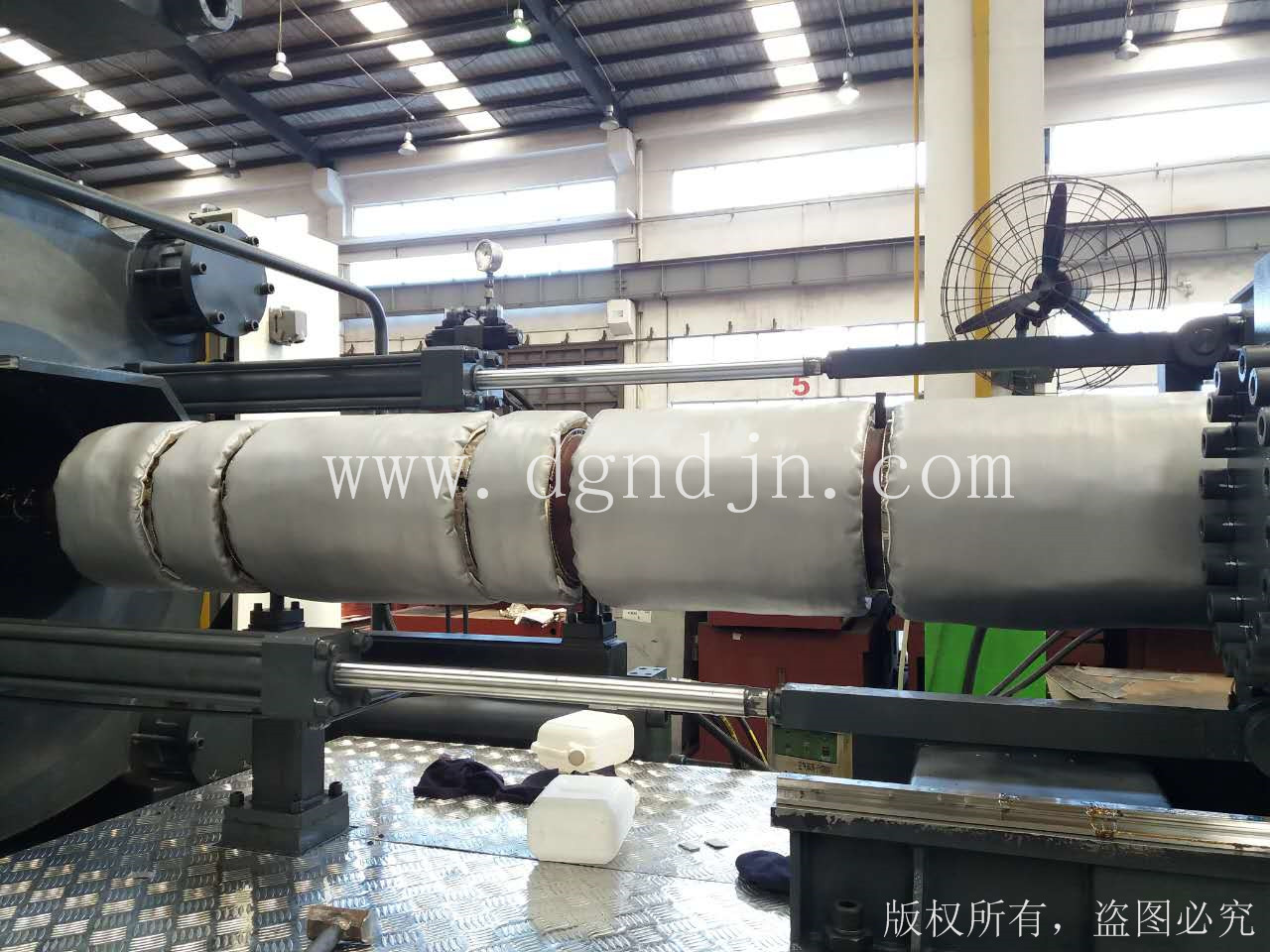 注塑機(jī)玻纖隔熱罩