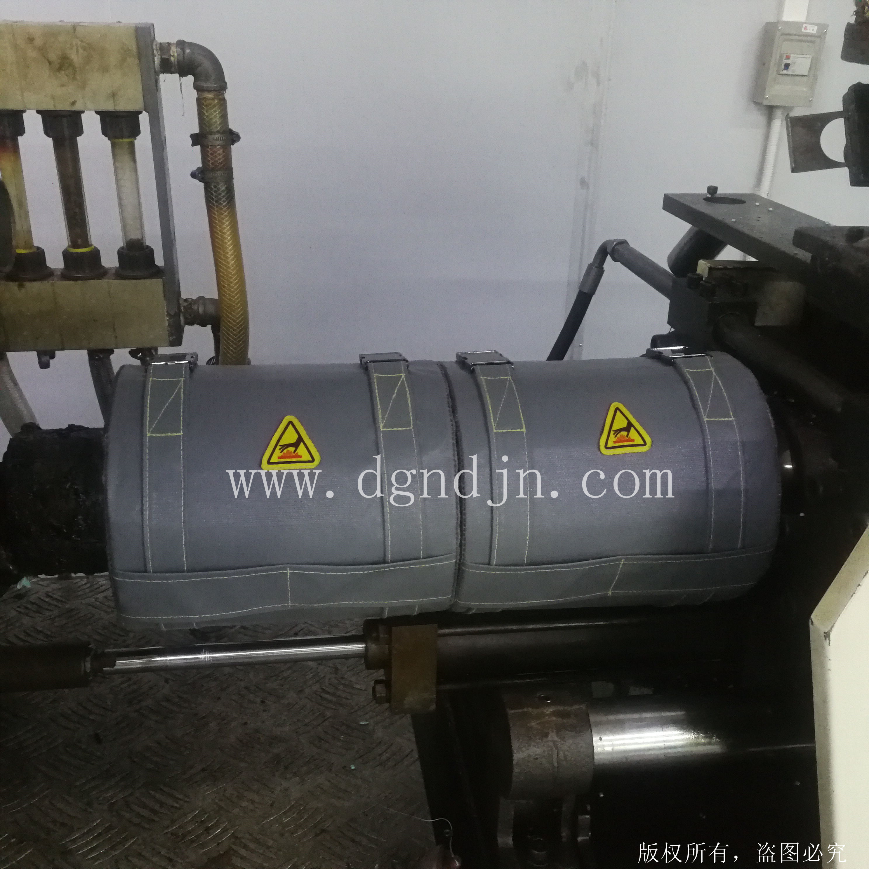 注塑機(jī)氣凝膠隔熱罩